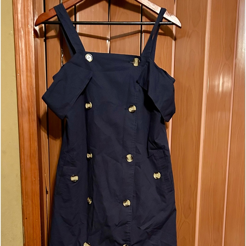 HAODUOYI Black halter top Dress. Unique design. Button closure